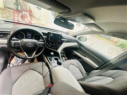 تۆیۆتا کامری